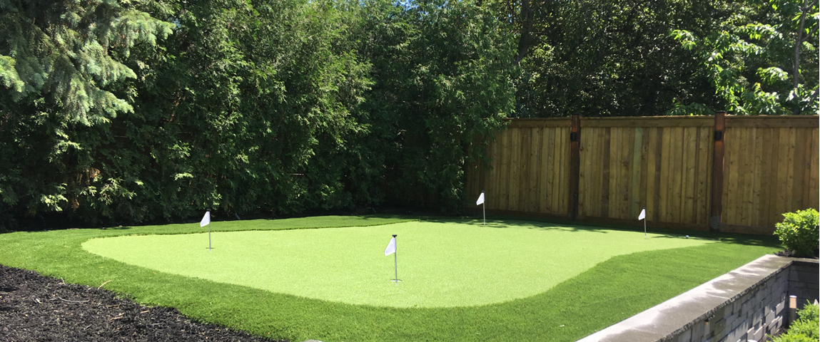 Ideal golf green placement with perfect compliment of fringe turf